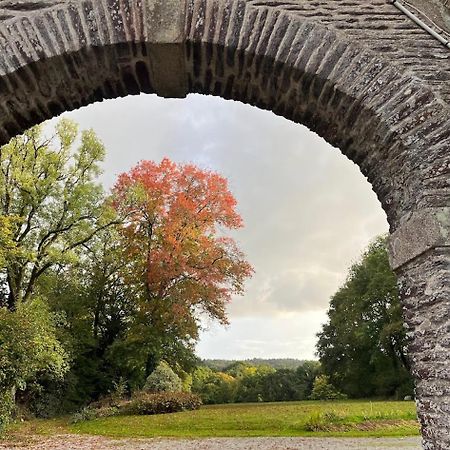 Chateau Ville Voisin Augan Esterno foto